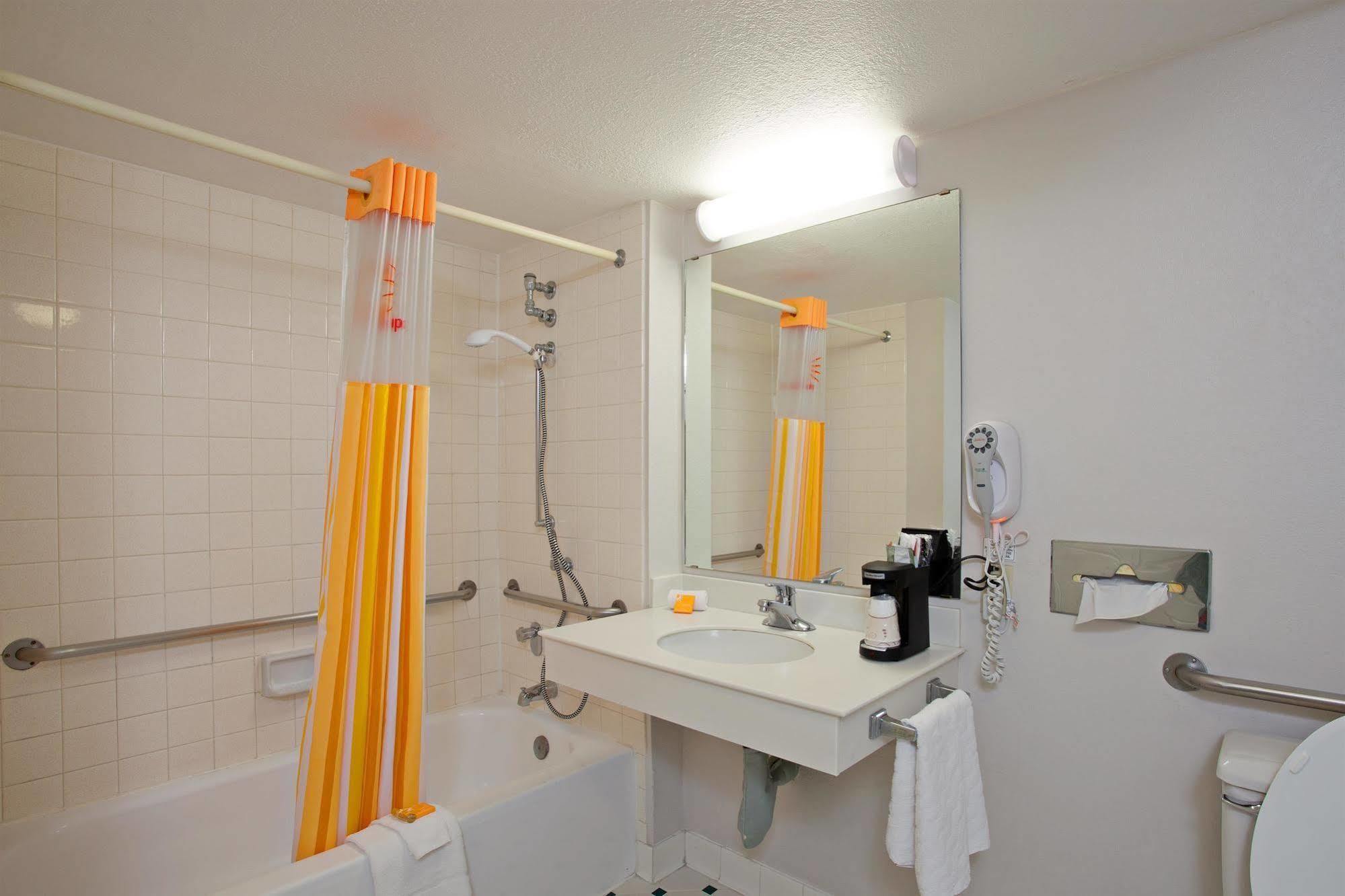 Hotel Heritage 2*